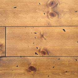 Red pine 7'' distressed - Hardwood Flooring