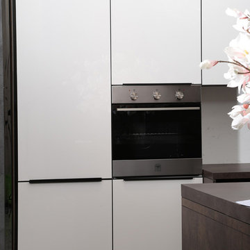 Stately Spain Sintered Rock And Acrylic Kitchen Cabinet OP14-068