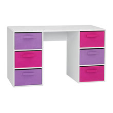 Caroline’s Desk