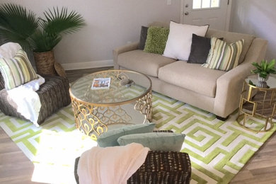 Inspiration for a shabby-chic style living room remodel in Jacksonville