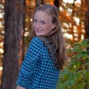 Alexis Rowe's photo