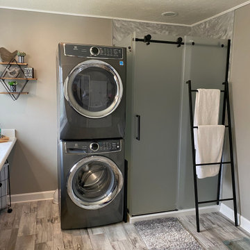 Master bathroom with laundry