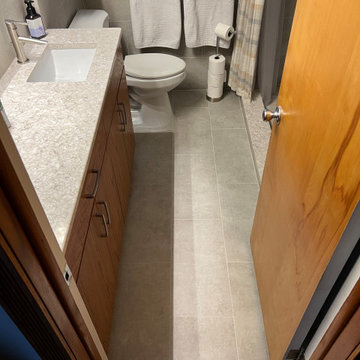 Showplace EVO Oak Milan Bath in Amber