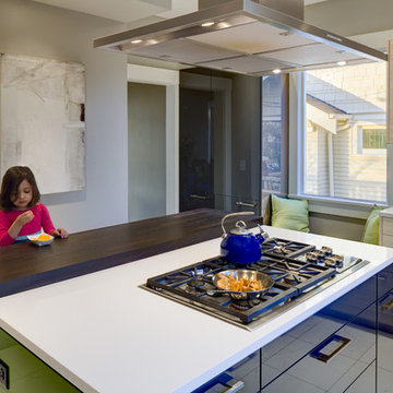 Inviting Modern Kitchen