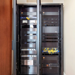 Penthouse Getaway - Home Electronics