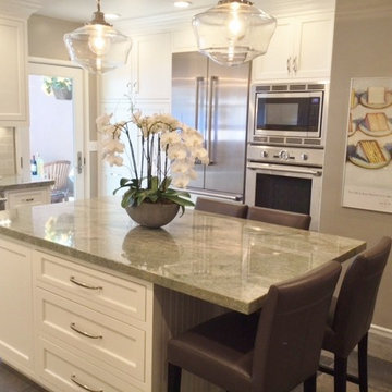 California Bungalow Kitchen-Fabulous '40's Sacramento Style