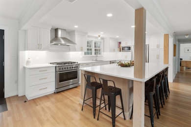 Kitchen - kitchen idea in Boston