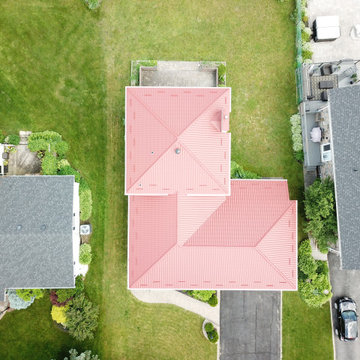 Red Metal Roof completed in Lindsay, ON