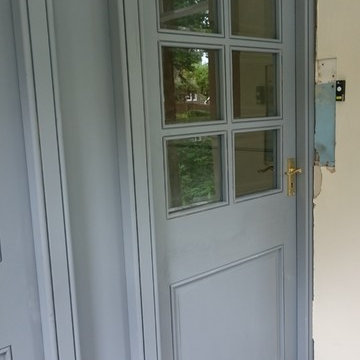 New entrance doors