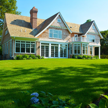 Bishop's Grant - Southampton Village Shinglestyle