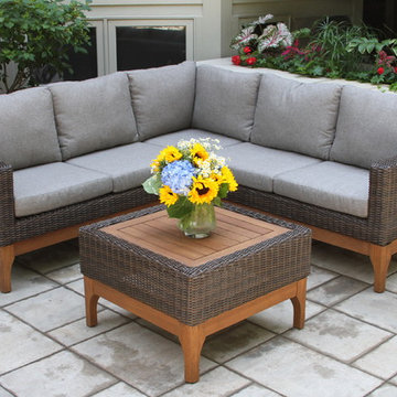 Seating & Sectionals