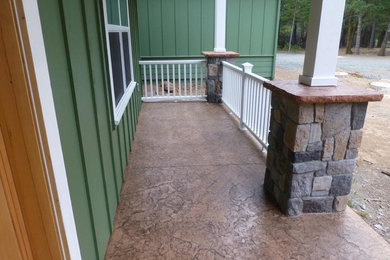 Example of a cottage exterior home design
