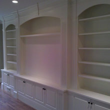 Entertainment center