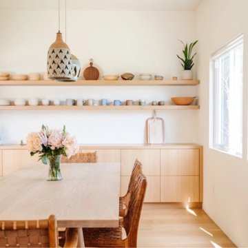 Select Rift & Quarter Sawn White Oak Plank Flooring, Dining Area