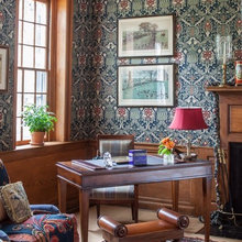 wallpaper and window trim color