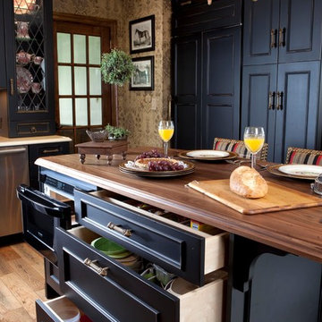 KitchenDesigns.com - Kitchen Designs by Ken Kelly - Rockville Center, NY CA1302
