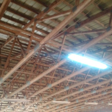 8 ft tube equestrian center led retrofit - 40 year old fixtures.