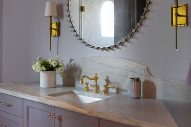 Example of a bathroom design in Dallas