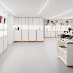 EFREMIDIS GALLERY - 本棚
