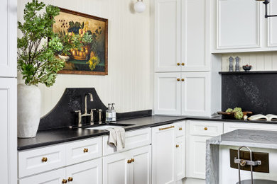 Example of a transitional kitchen design in Baltimore