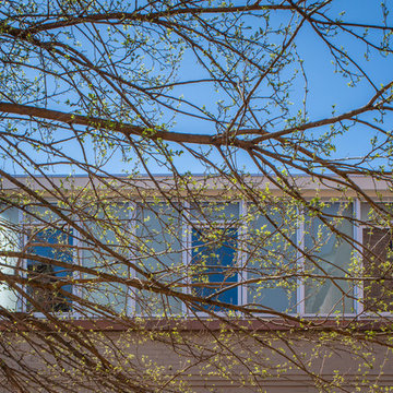 coach house