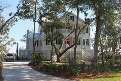 Inspiration for a coastal exterior home remodel in Jacksonville