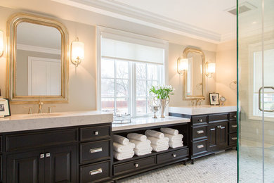 Inspiration for a transitional bathroom remodel in Milwaukee