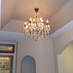 1343 - Chandeliers