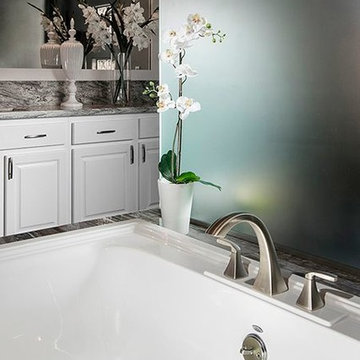 Country Club Master Bathroom Suite