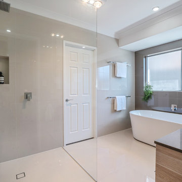 Clean and minimalist bathroom by Intrend Bathrooms