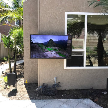 Outdoor audio and outdoor TV Del Mar