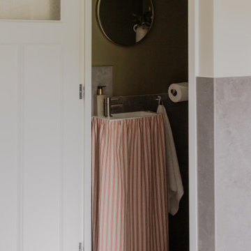 The English Inspired Water Closet