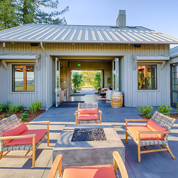 AG Bi-Folds Create an Indoor-Outdoor Tasting Experience at Robert Young Winery