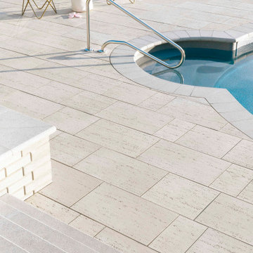 Poolside Design in Thornbury, ON
