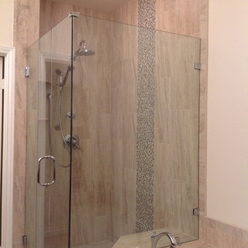 Traditional Style Bathroom