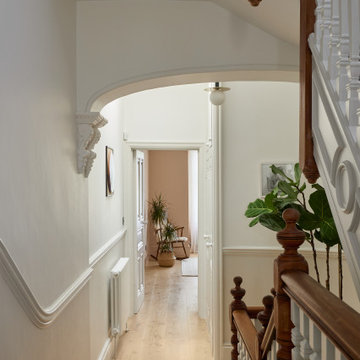 Modern Primary suite in Herne Hill