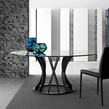 Dorico Designer Dining Table by Bross