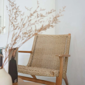 CH25 Lounge Chair