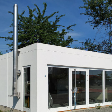 Großraumgarage als Austellungsgebäude