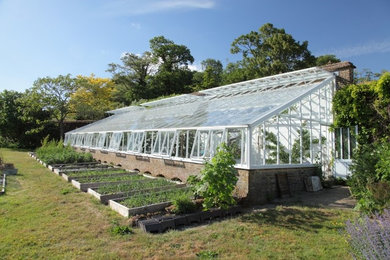 Lean-to glasshouses and greenhouses