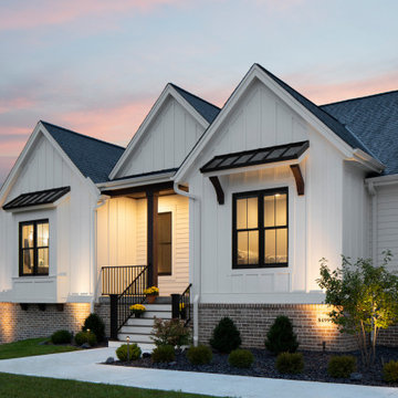 Modern Farmhouse Residence