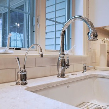White Kitchen