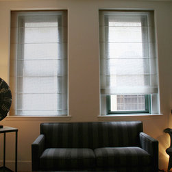 Roman Shades Clear Wiggle - Roller Shades