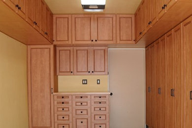 Example of an arts and crafts shed design in Orange County