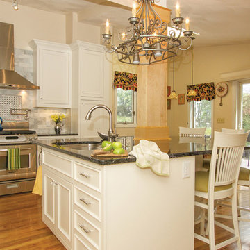 Burlington Traditional Kitchen