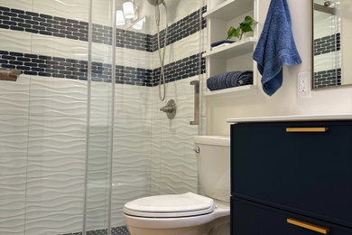 Inspiration for a mid-sized bathroom remodel in Other