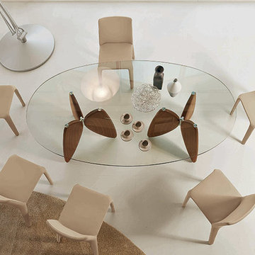 Vanessa Dining Table by Bonaldo