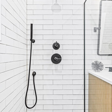 Wicker Park Bathroom