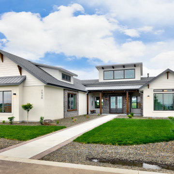 2020 Parade Home "The Expanse"