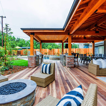 Backyard Oasis with Outdoor Kitchen and Entertaining Area